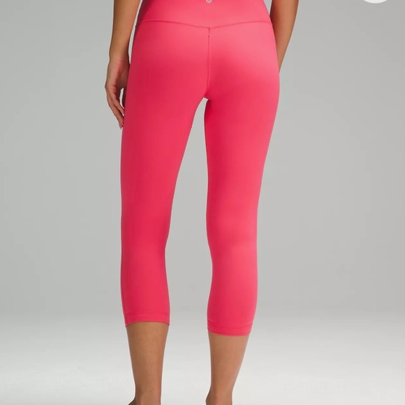 Lululemon High Rise Align Crop 23” - Picture 2 of 5